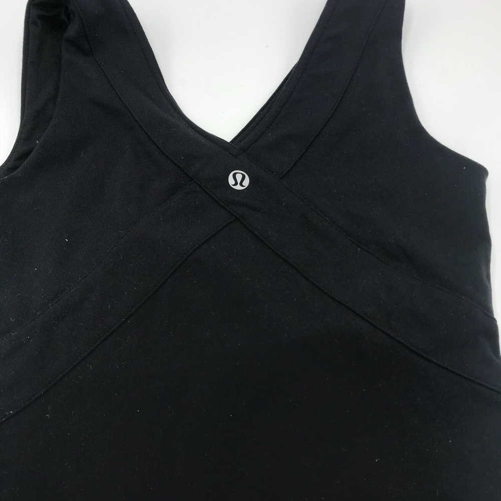 Lululemon RacerBack Tank Size 6 - Picture 5 of 5